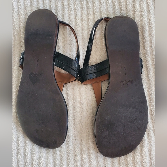Coach Patent Leather Sandals with Gold Hardware size 8 - Picture 12 of 12